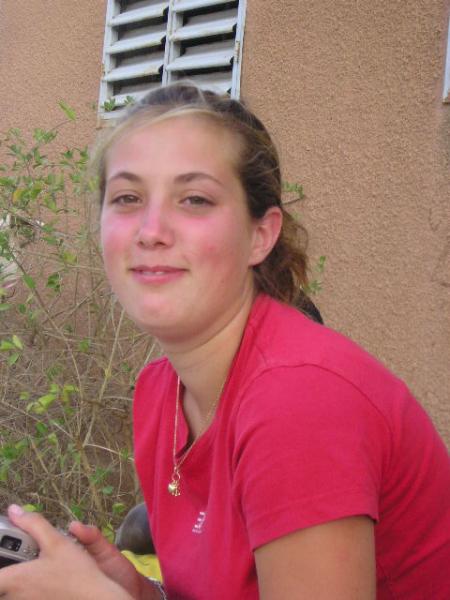 marine vernire la fille francaise et je l aime beaucoup dans mon coeur  et je suis pret lui rendre la vie heureuse .